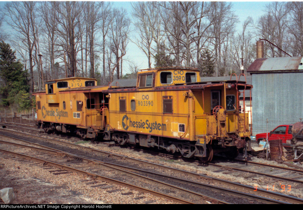 CO 903590 & 903293 outside the A&R engine house